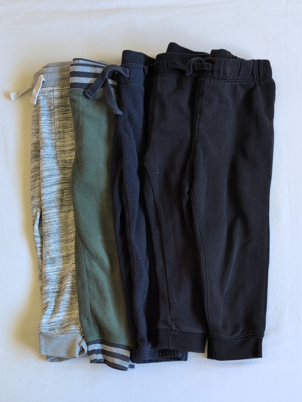 Lot of 5 Boys Cozy Fleece Sweatpants & Joggers Pack Old Navy OshKosh TCP 3T